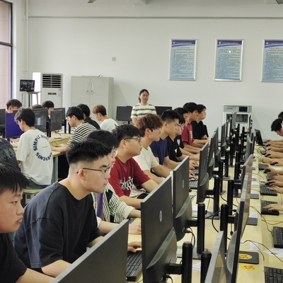 機電工程學院成功舉辦2024年上半年“1+X”機械產(chǎn)品三維模型設(shè)計證書考試與計算機技術(shù)培訓